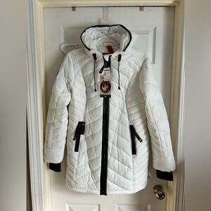 Canada Weather Gear Women's White Quilted Puffer Coat size M